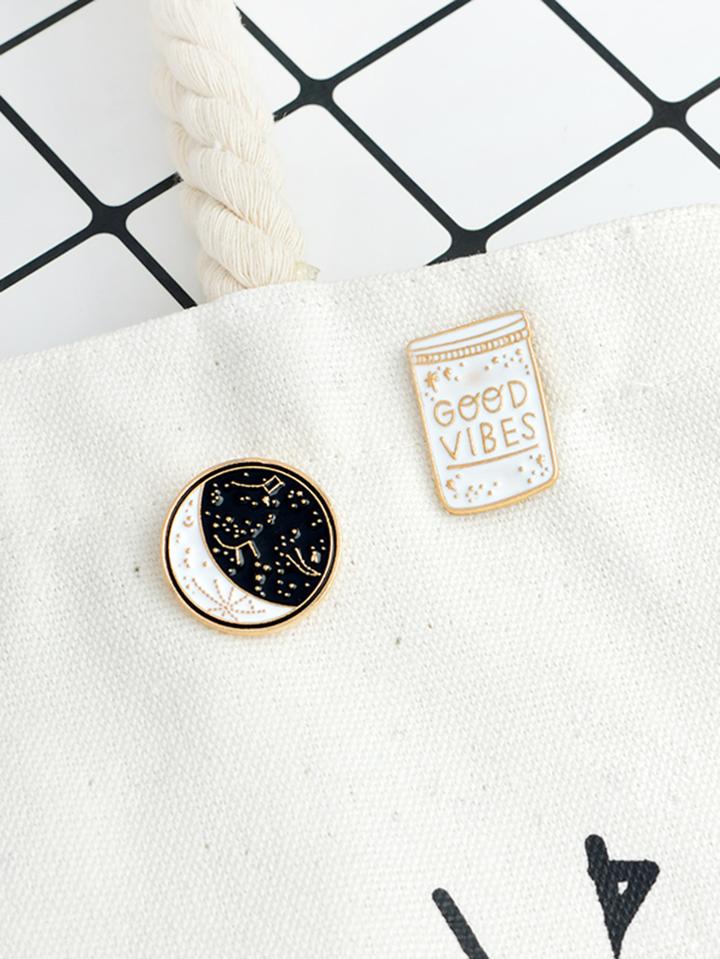 Romwe Round & Rectangle Design Brooch Set