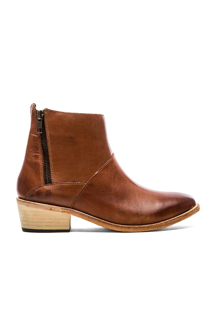 Fop Bootie