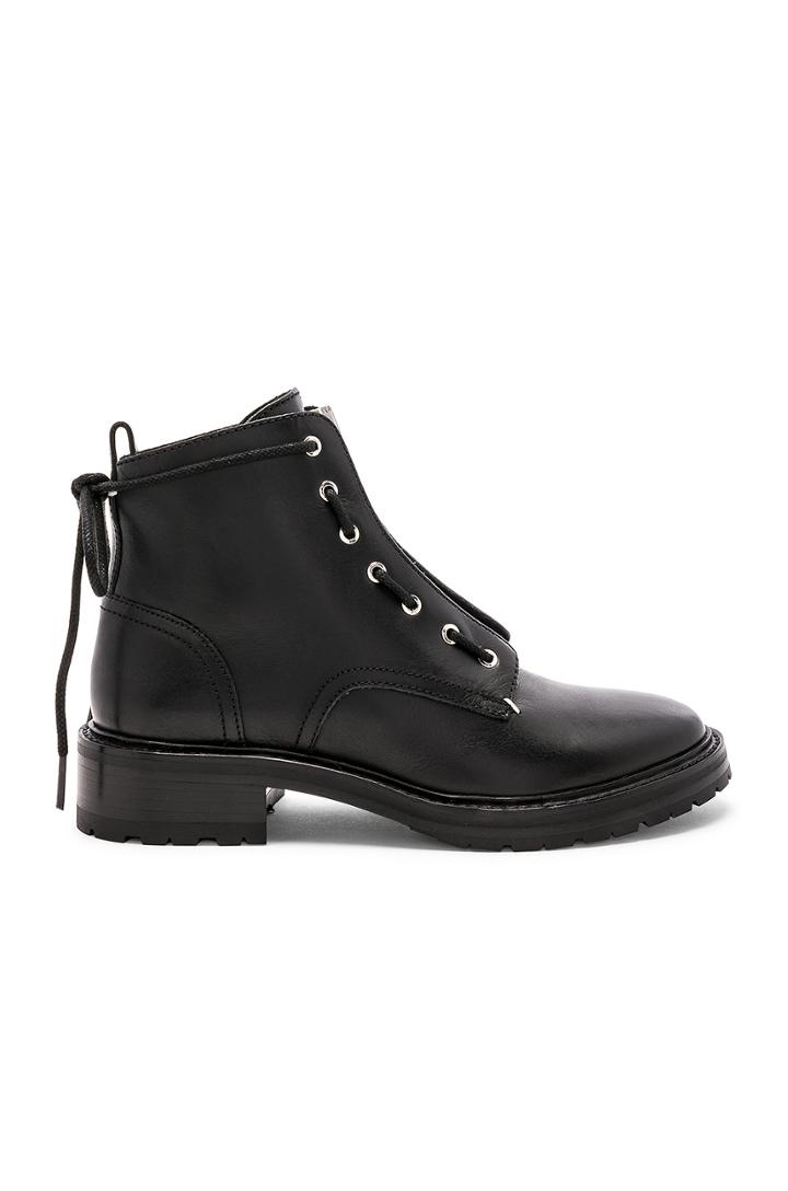 Cannon Boot