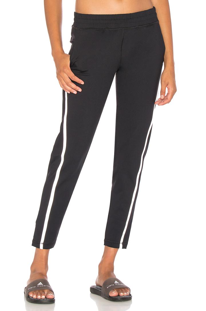 Core Jogger
