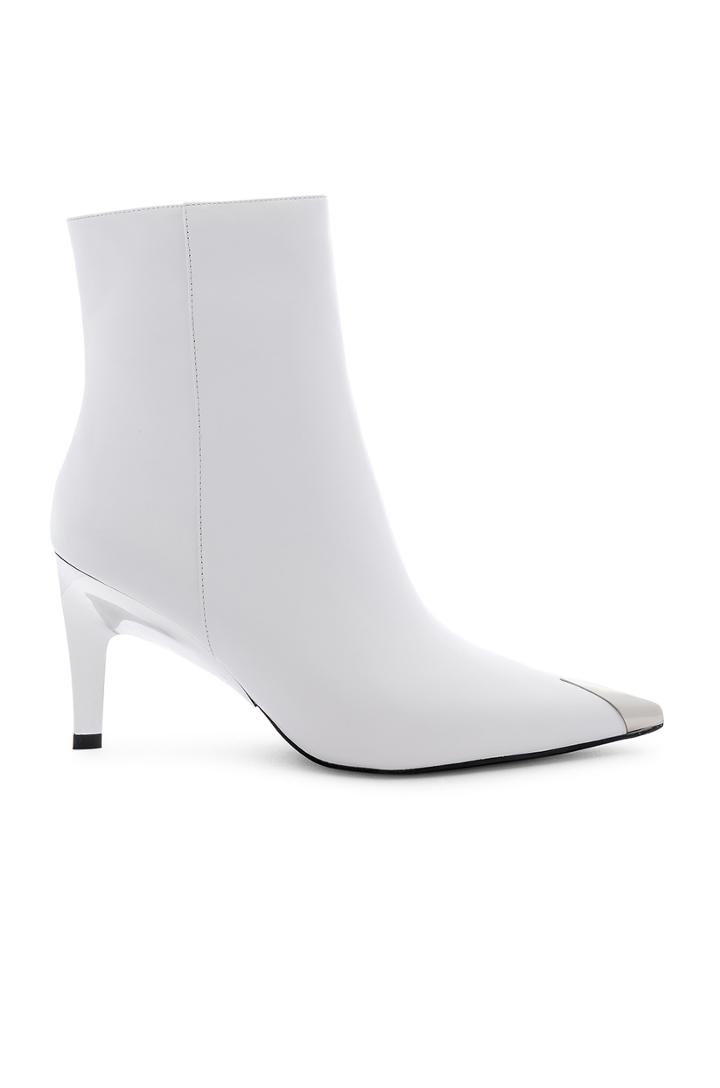 Phun Bootie