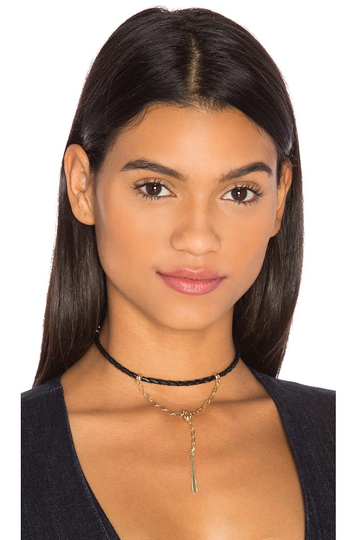 Connected Choker
