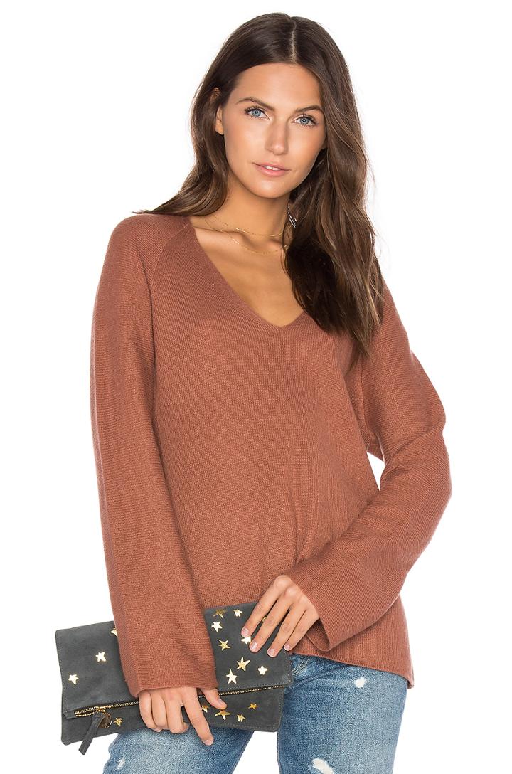 Deep V Pullover