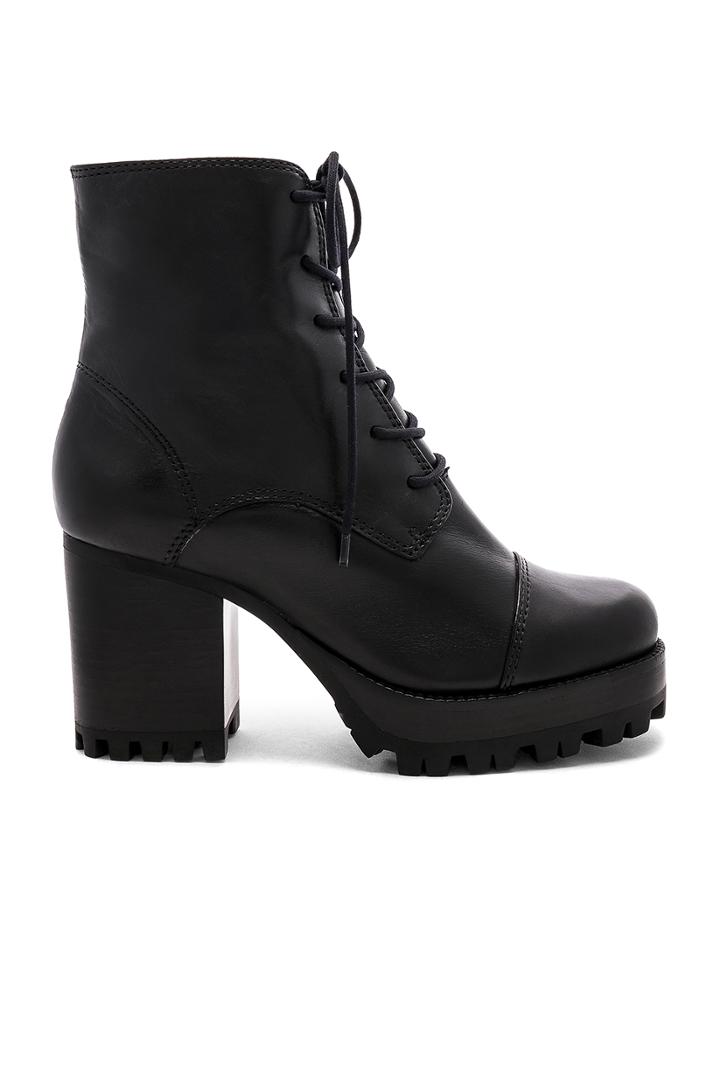 Lidian Bootie