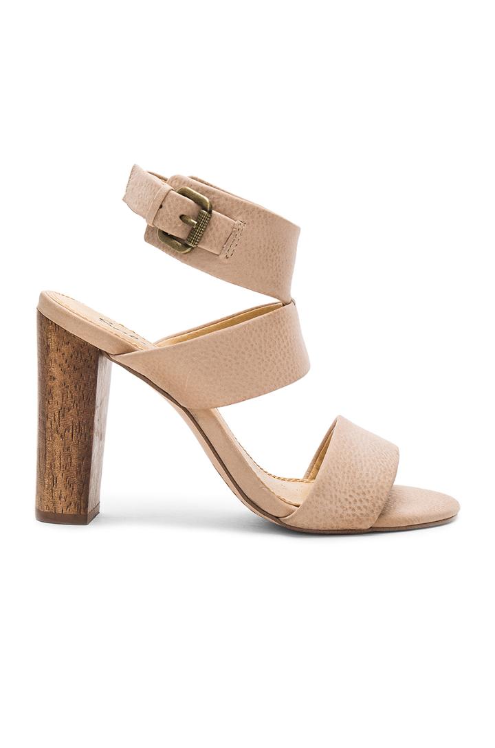 Jessy Heel