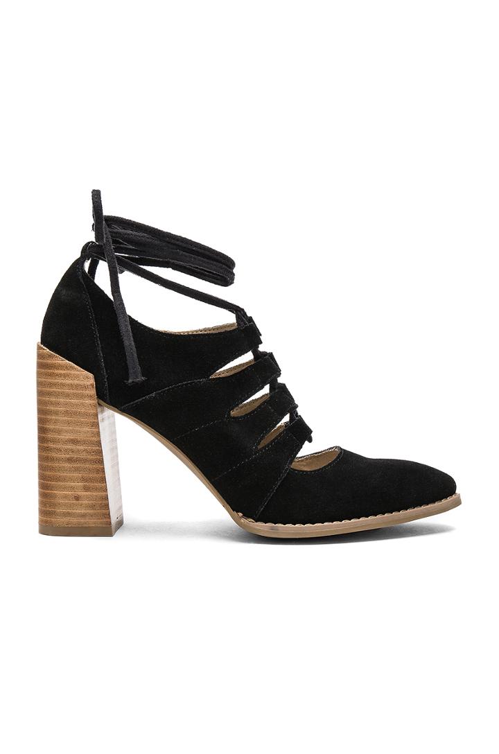 Condition Sandal