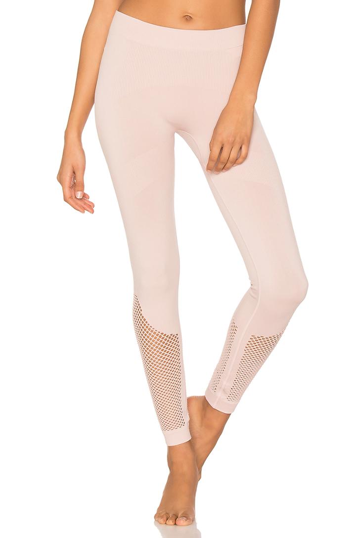 The Seamless Mesh Tight