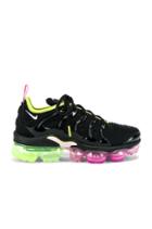 Vapor Max Plus Logo Hook Sneaker