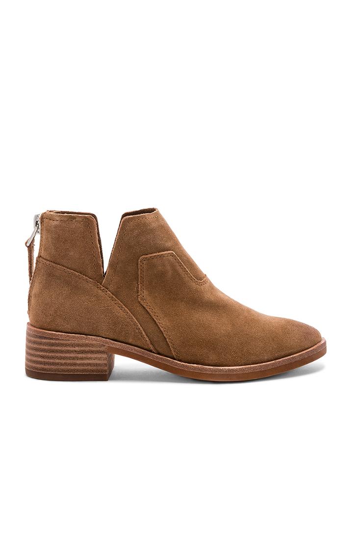 Titus Bootie