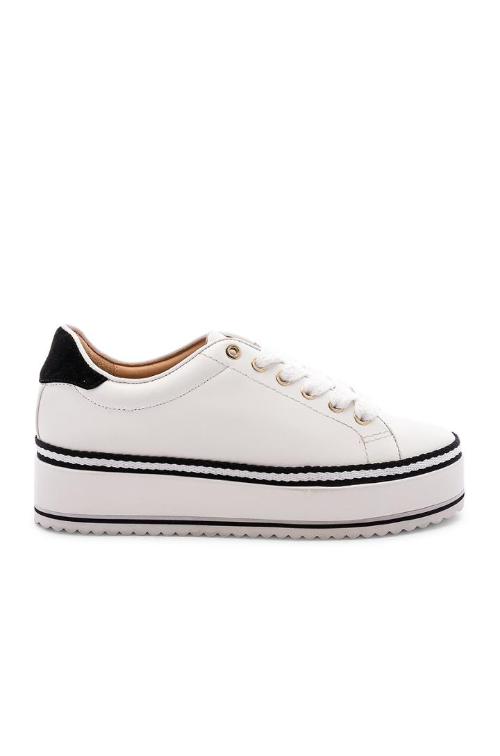 Dabnis Stripe Sneaker
