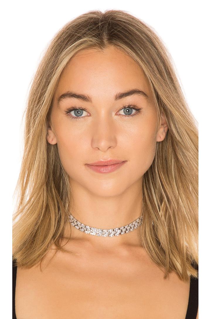 Isla Choker