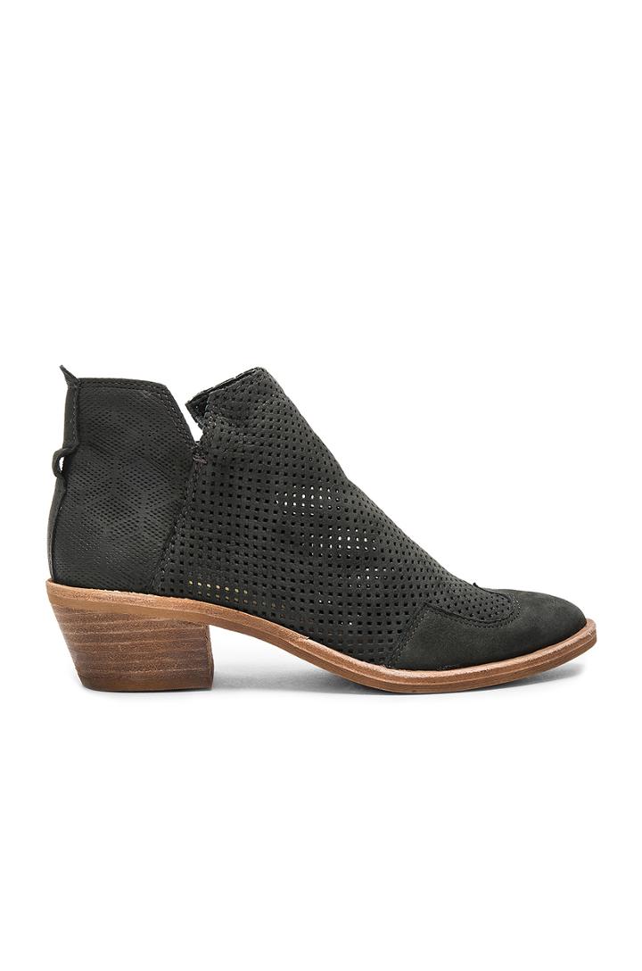 Sahira Bootie