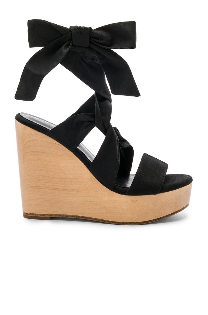 Lena Wedge