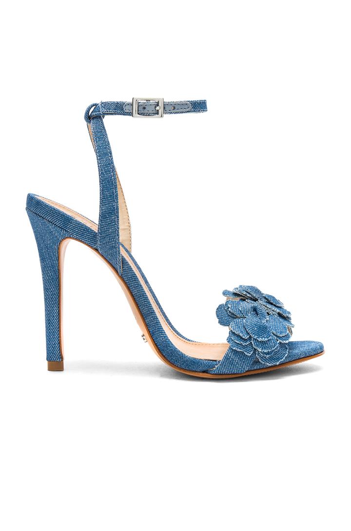 Aida Heel