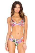 Pasaporte Bikini Top