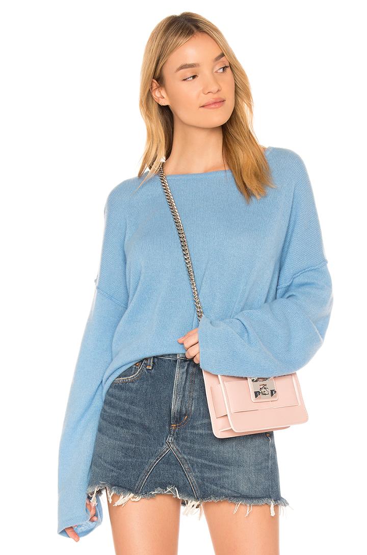 Della Sweater