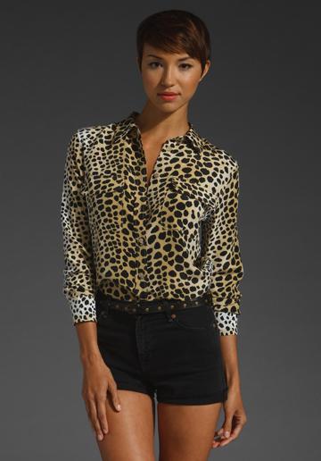 Equipment Slim Signature Blouse In Blonde