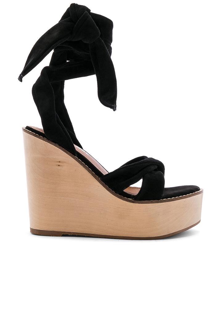 Kendra Wedge