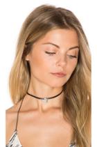 Raven Wrap Choker