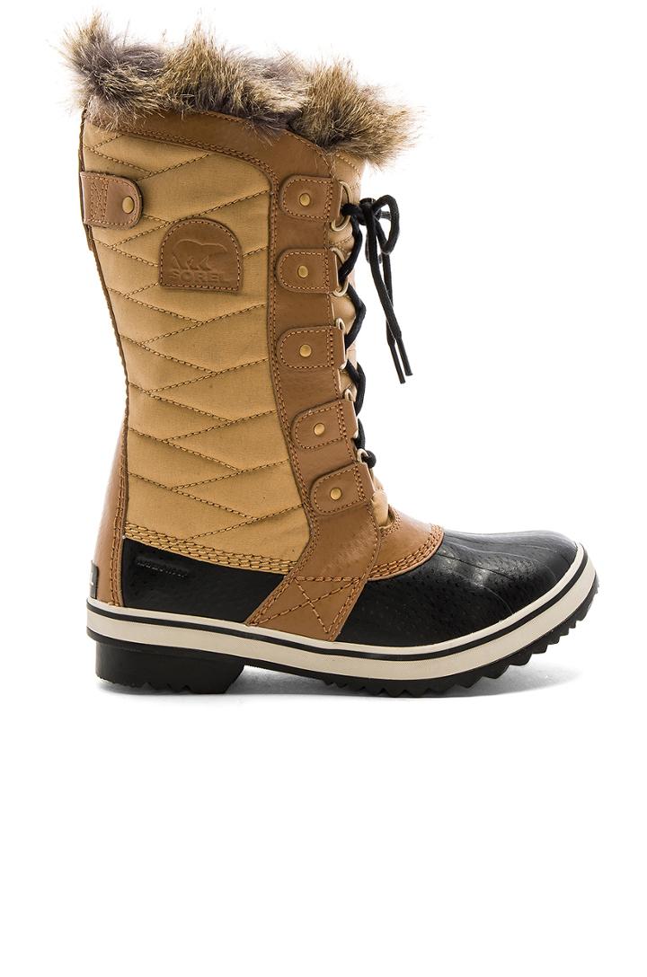 Tofino Ii Boot With Faux Fur