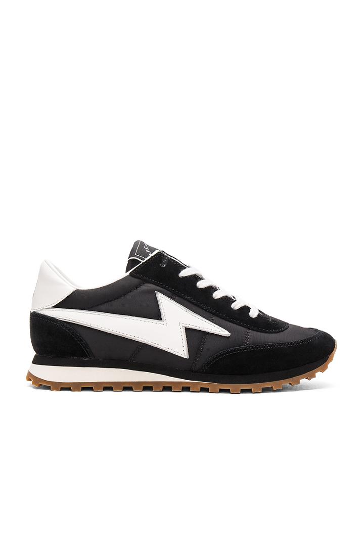 Astor Jogger Sneaker