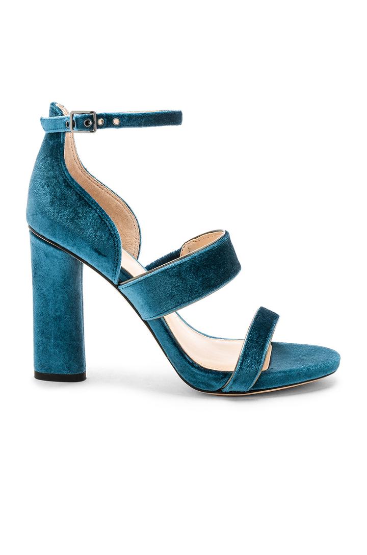 Robeka Heel