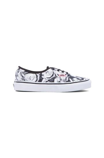 Authentic Sneaker