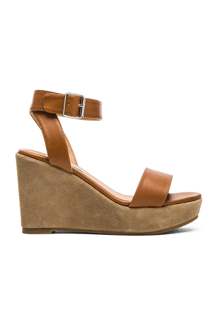 Stryke Sandal