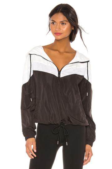 Val Windbreaker