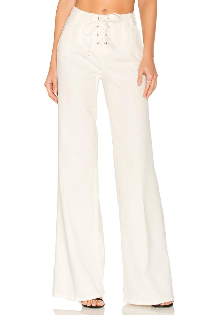 Le Capri Lace Up Pant