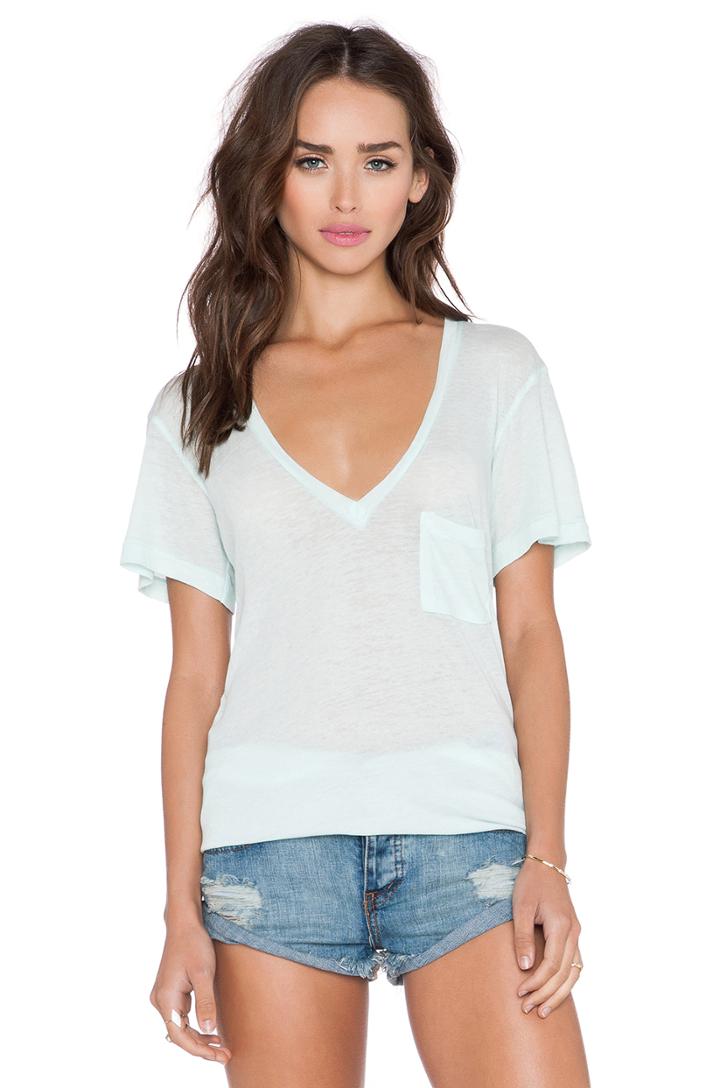 Essential V Neck Tee