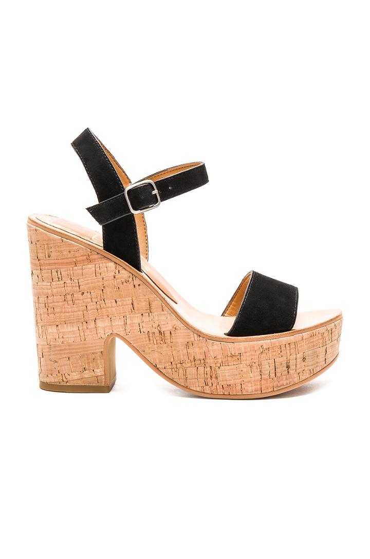 Randi Sandal