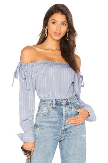 X Revolve Top 566
