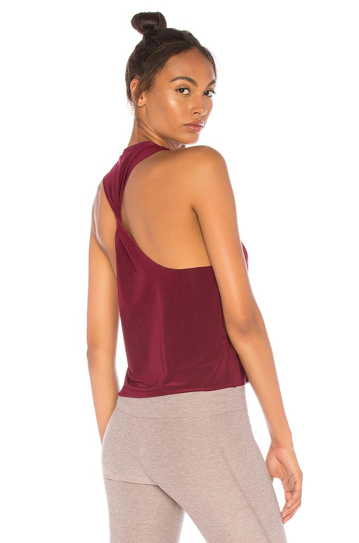 Knot Eagle Tank