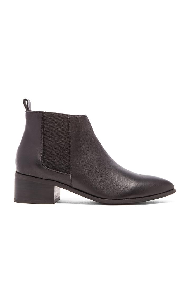 Kat Bootie