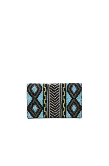 Akua Clutch
