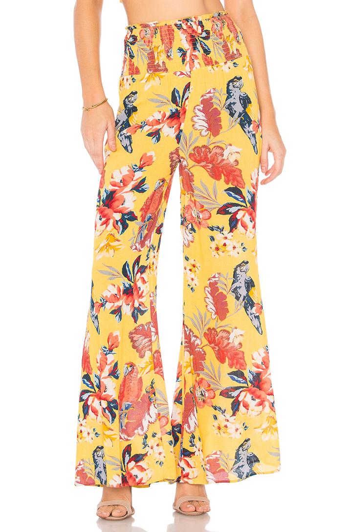 Ava Pant