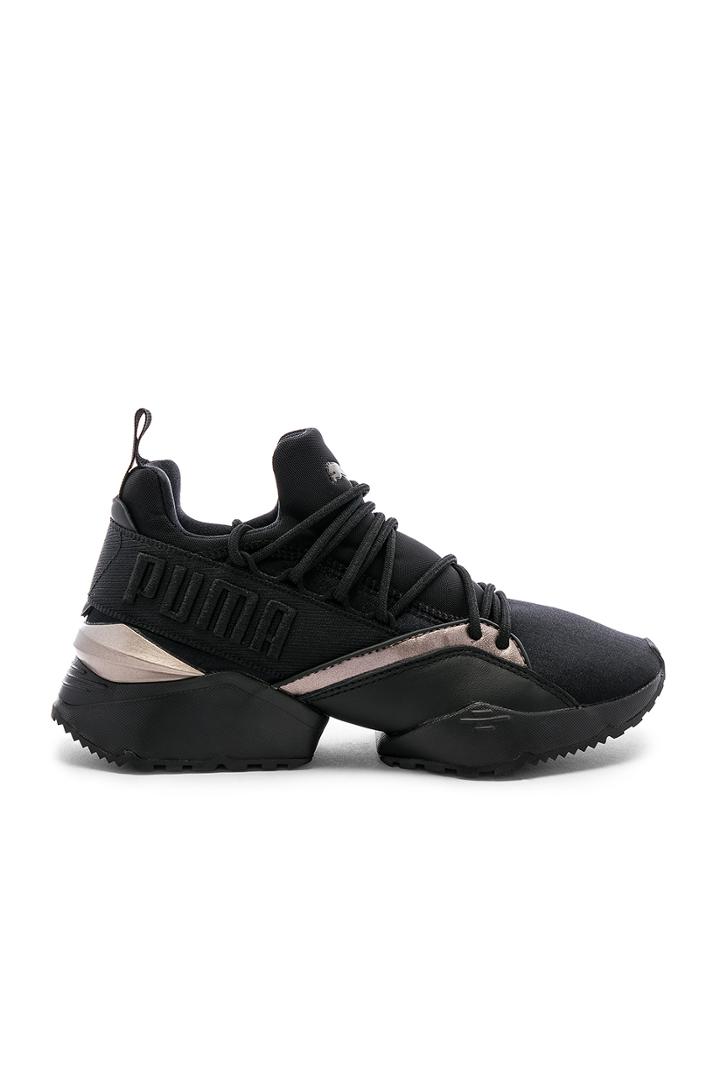 Muse Maia Luxe Sneaker