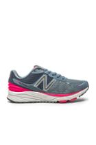 Vazee Pace Performance Sneaker