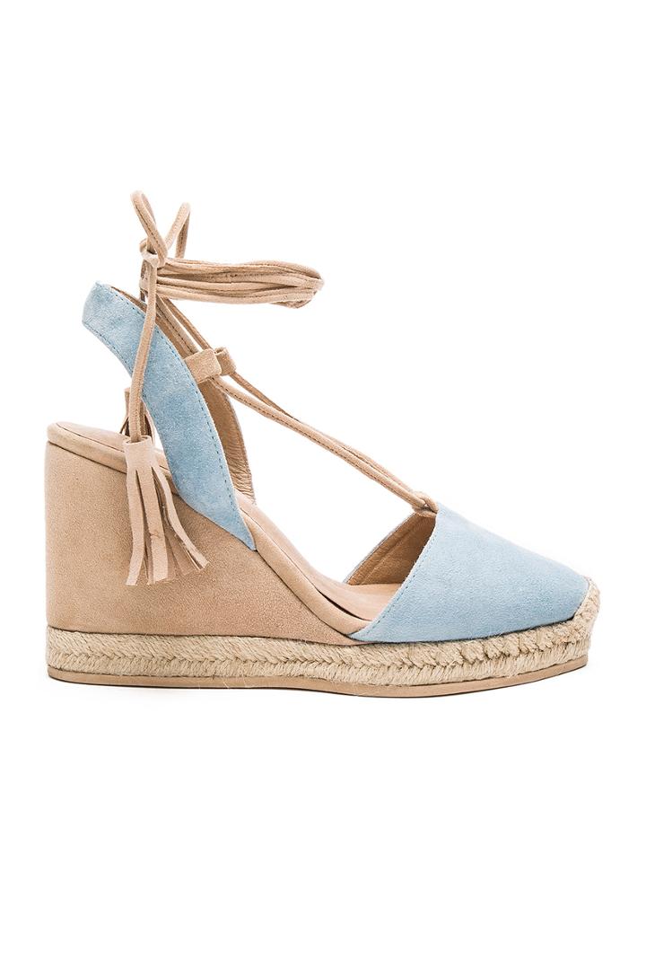 Daisy Wedge
