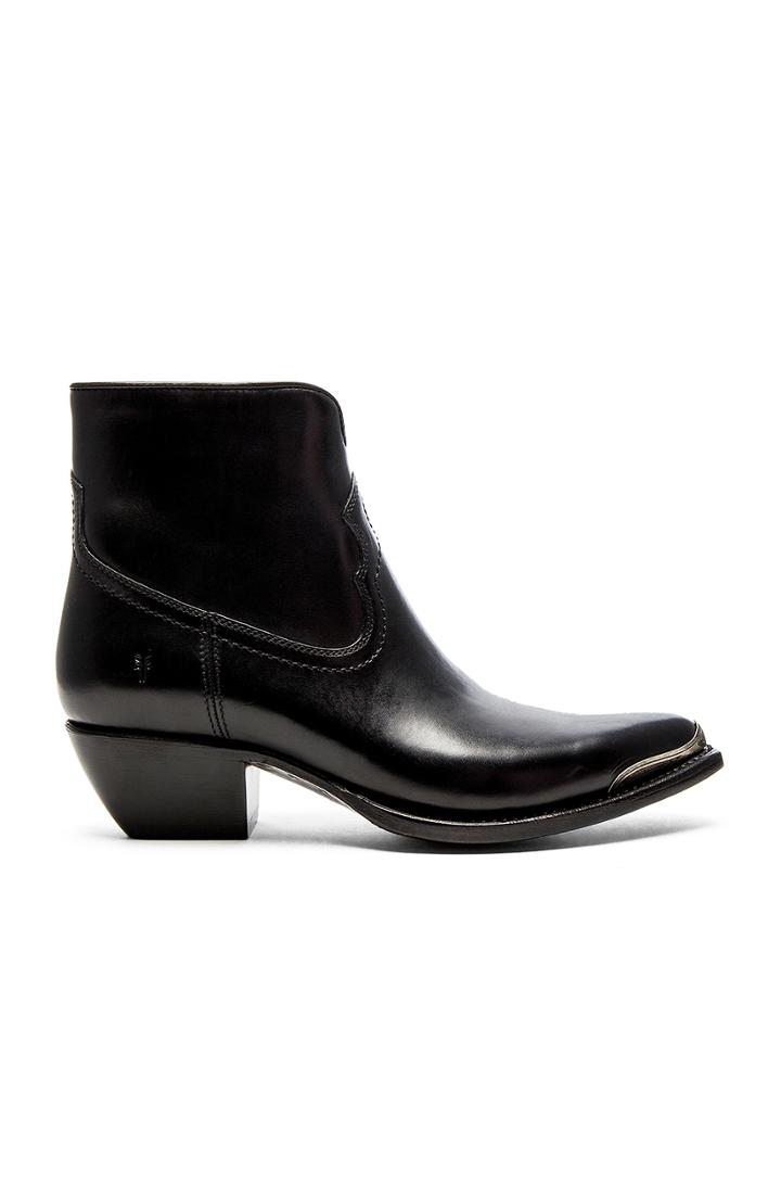 Shane Tip Short Boot