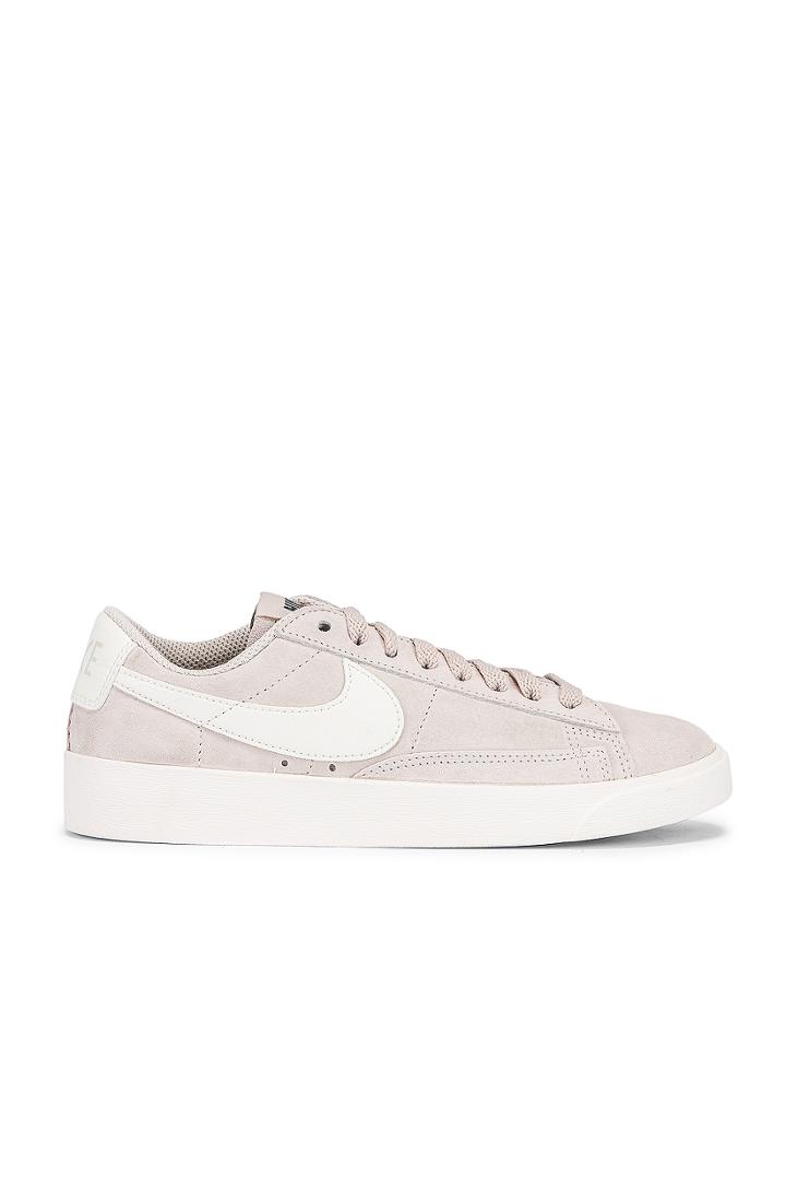 Blazer Low Suede Sneaker