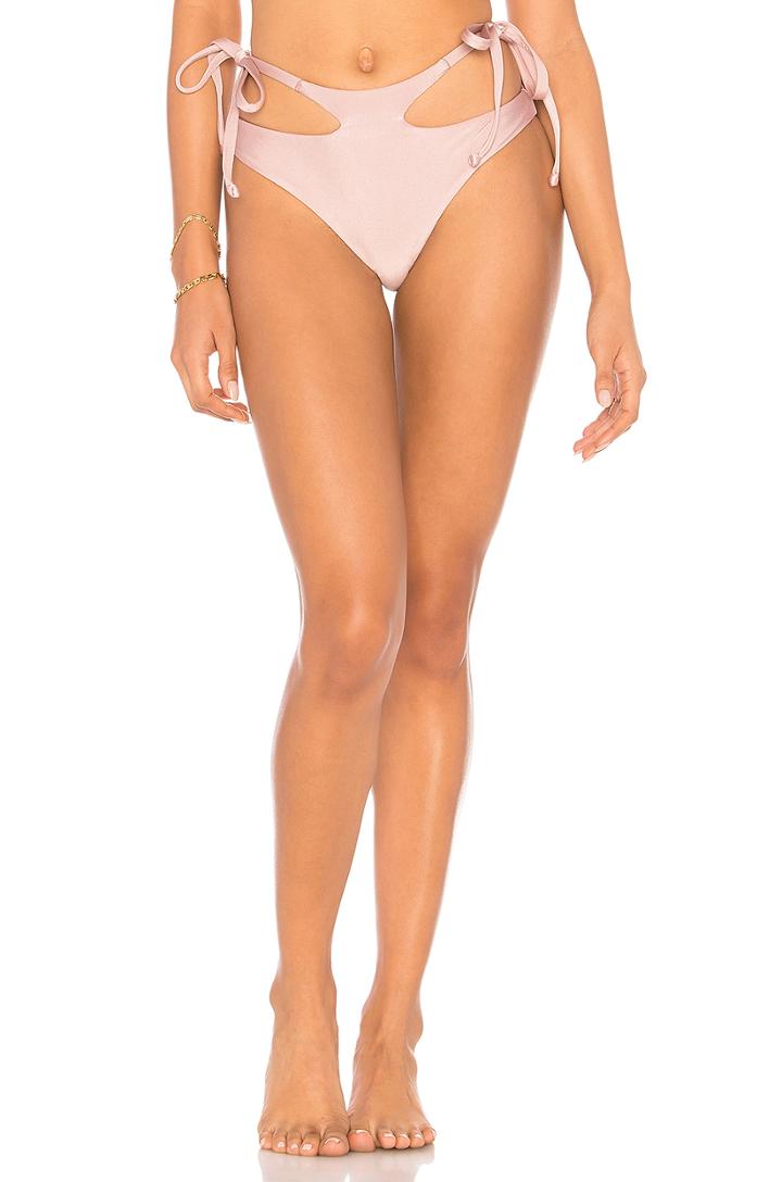 Astor Bottom