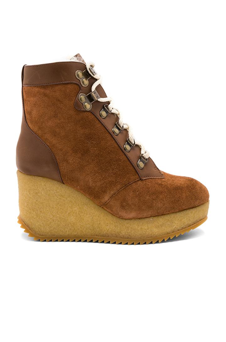Alary Wedge