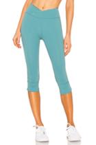 Movement Mid Rise Get Shorty Legging