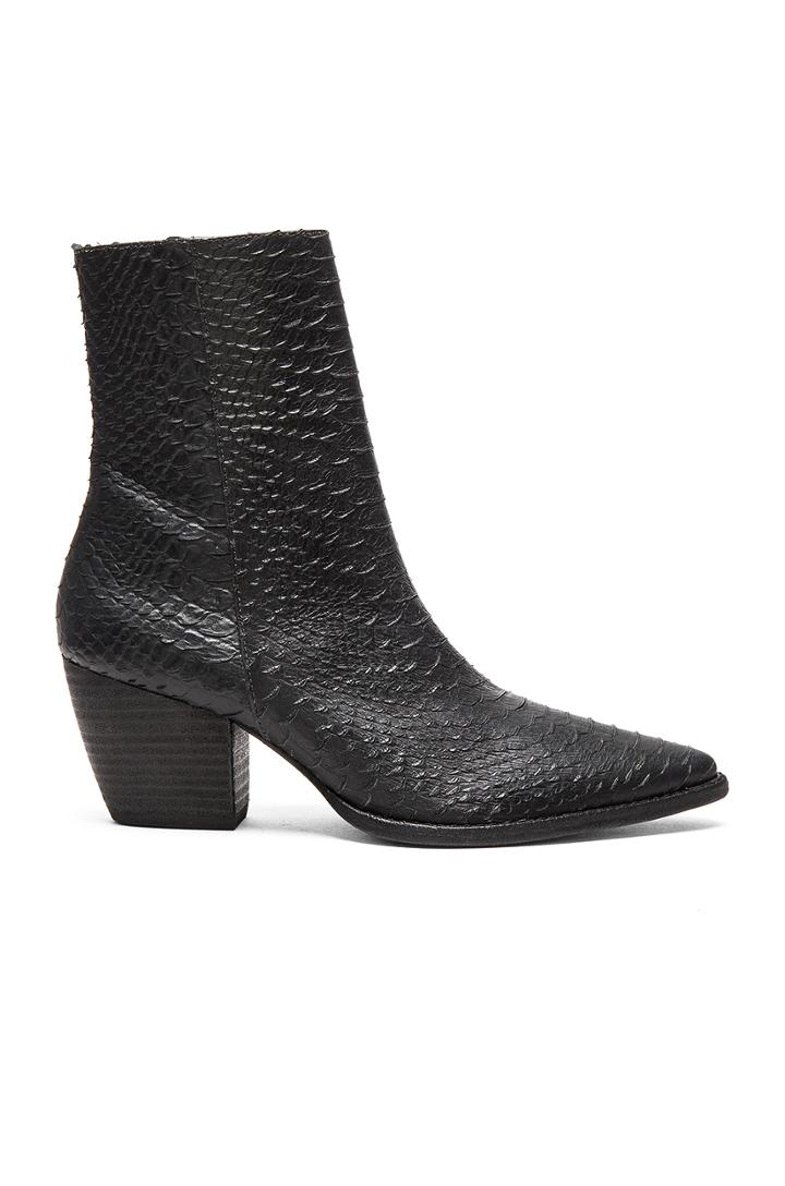 Caty Boot