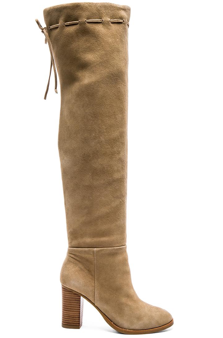 Darcie Boot
