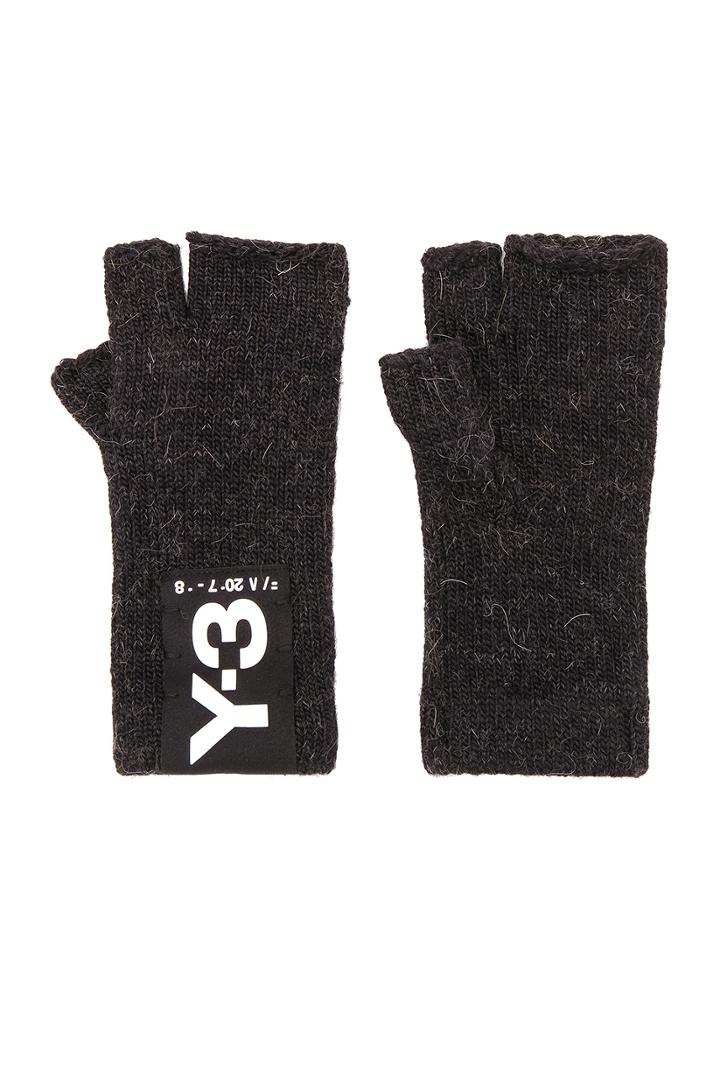 Badge Gloves