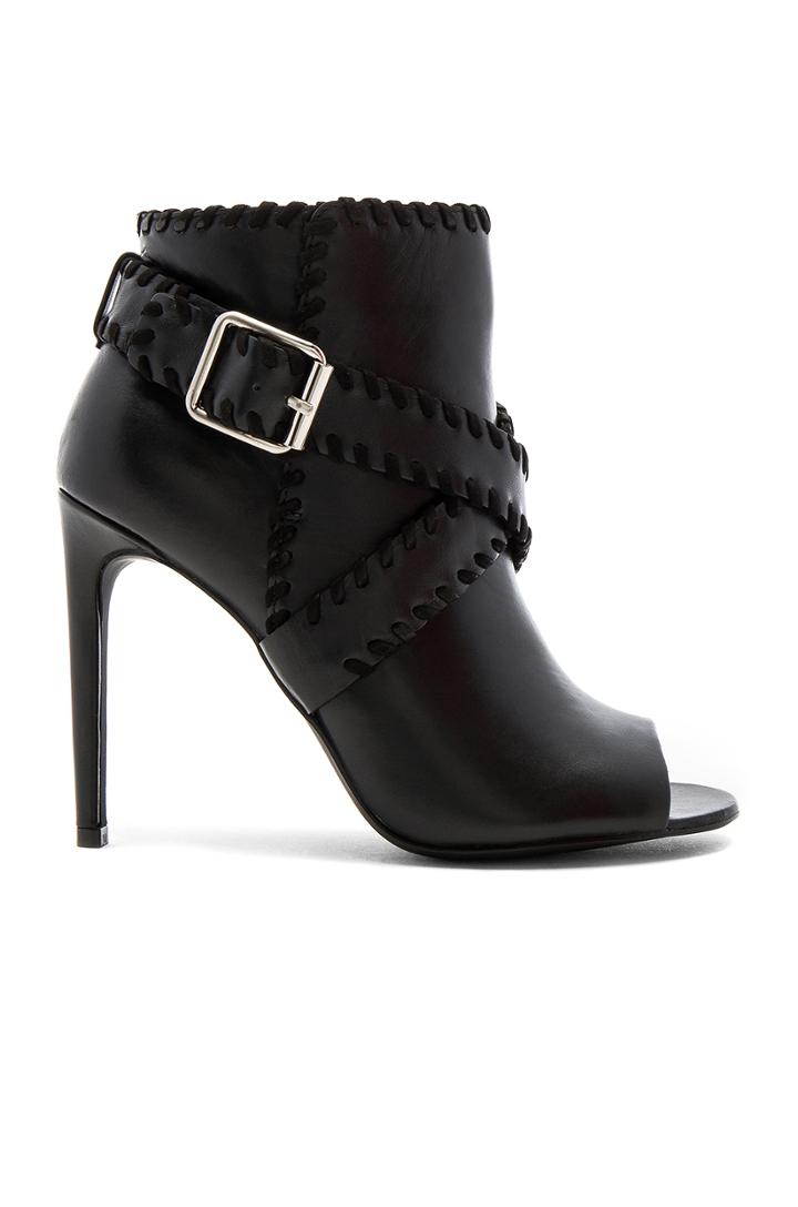 Omei I Heel
