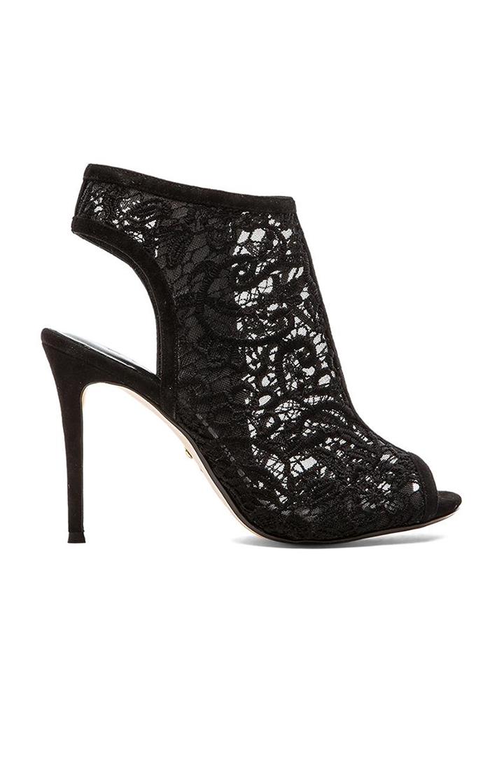 Brooke Heel